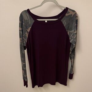 Magic Fit Plum and Camo Sleeve Long Sleeve Tee